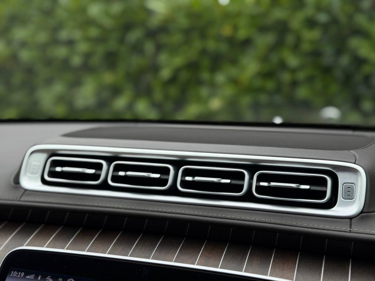 Mercedes-Benz S-Class view 46