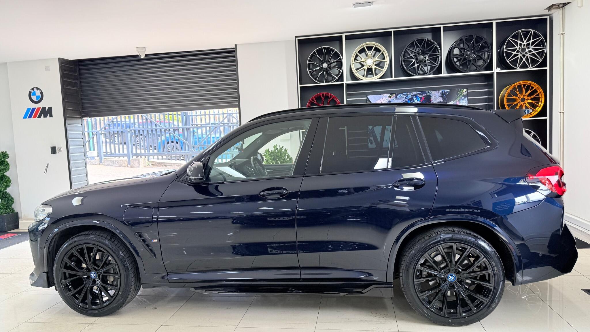 BMW X3 view 40