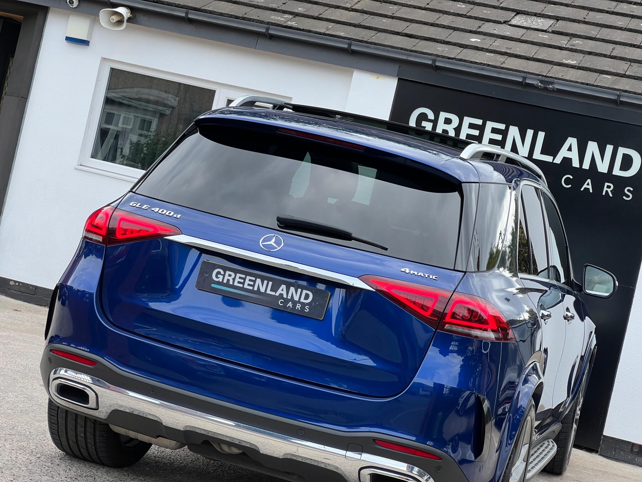 Mercedes-Benz GLE view 19