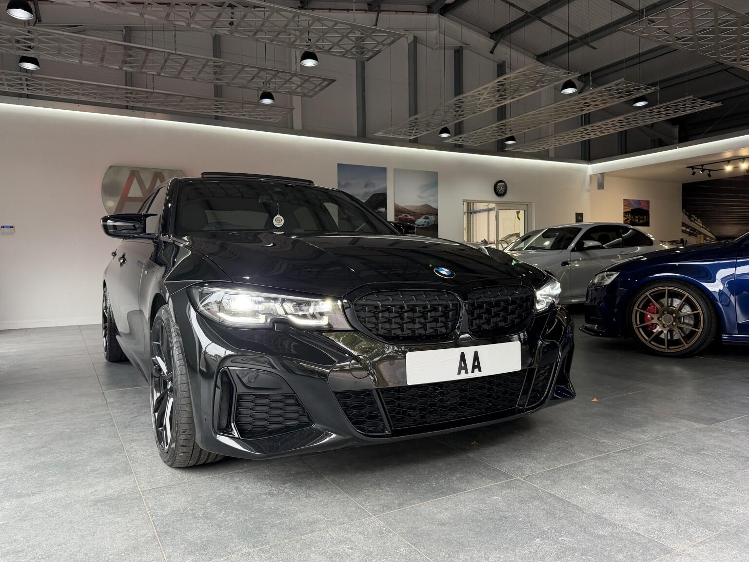 BMW 3 Series view 44