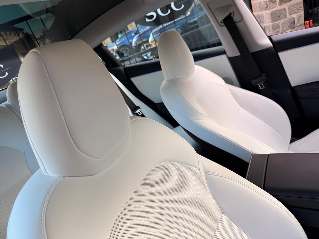 Tesla Model 3 view 37