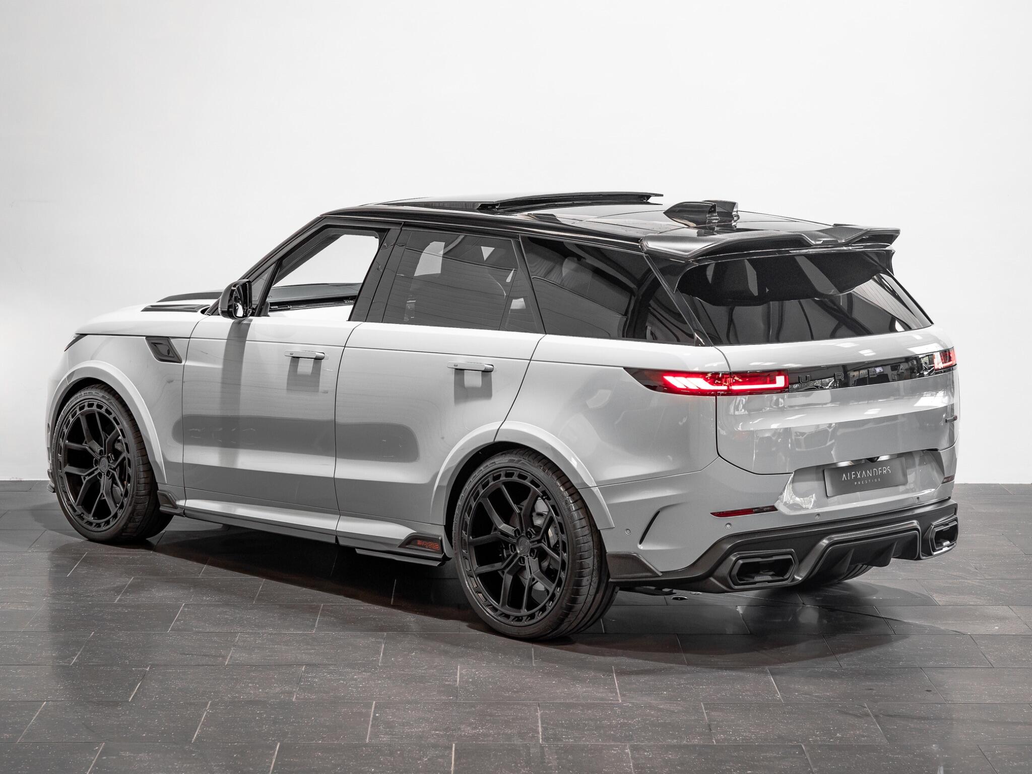 Land Rover Range Rover Sport view 5