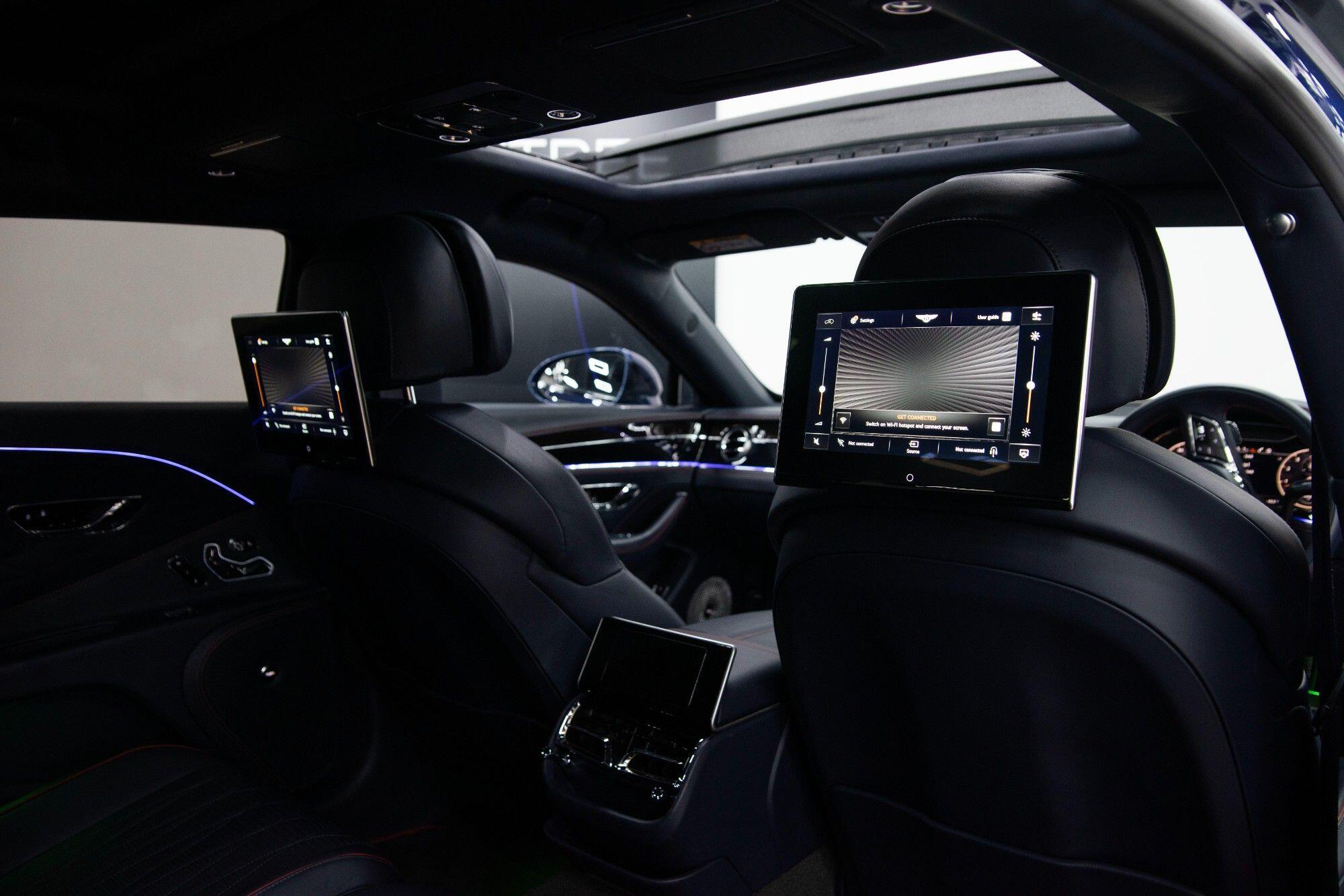Bentley Flying Spur view 43