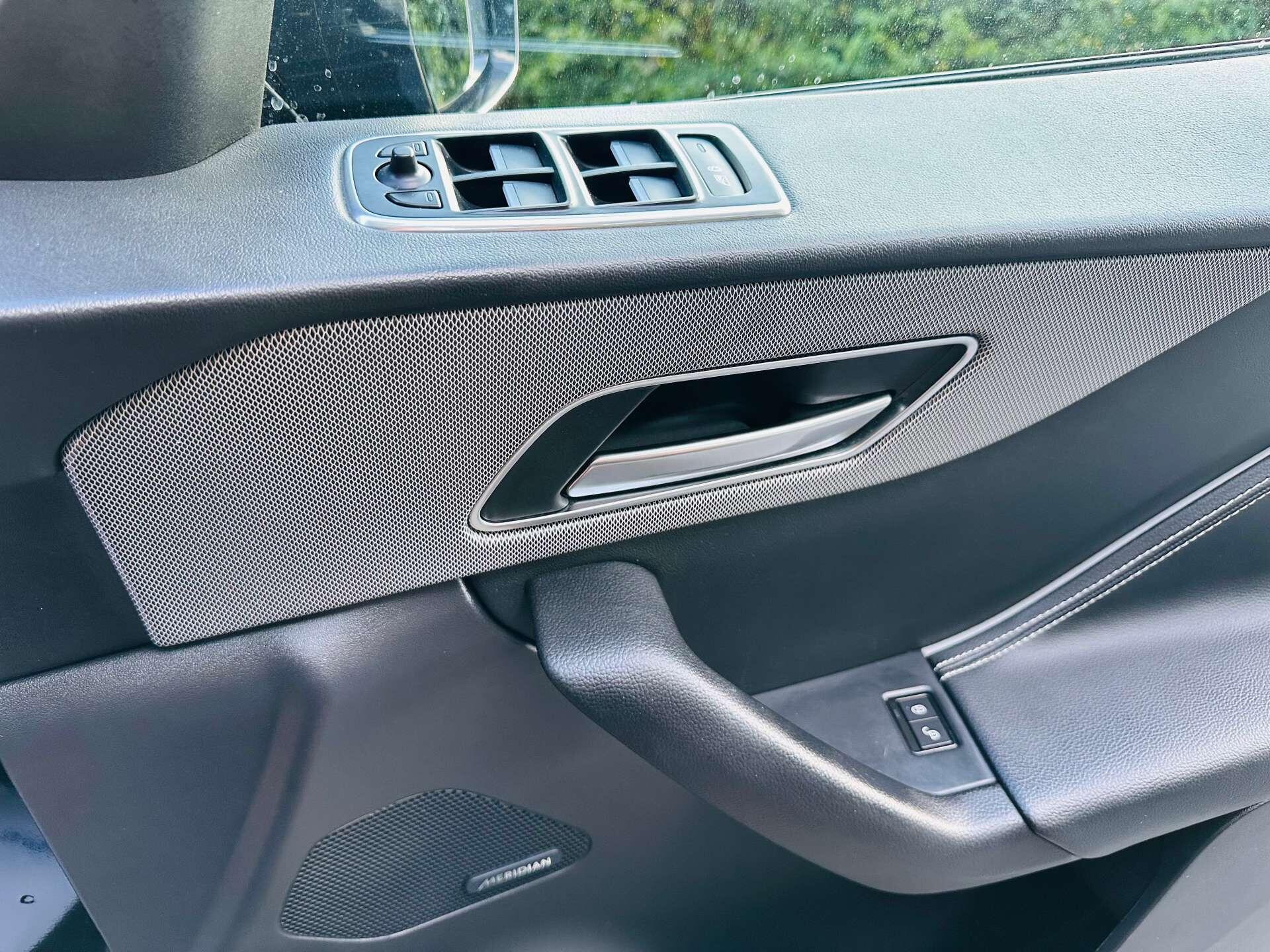 Jaguar F-Pace view 26