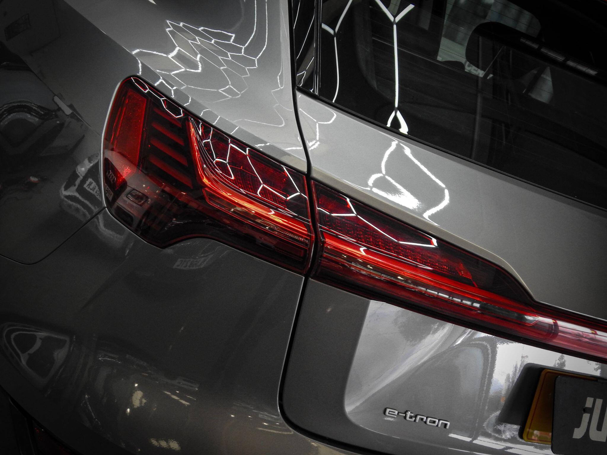 Audi E-Tron view 17
