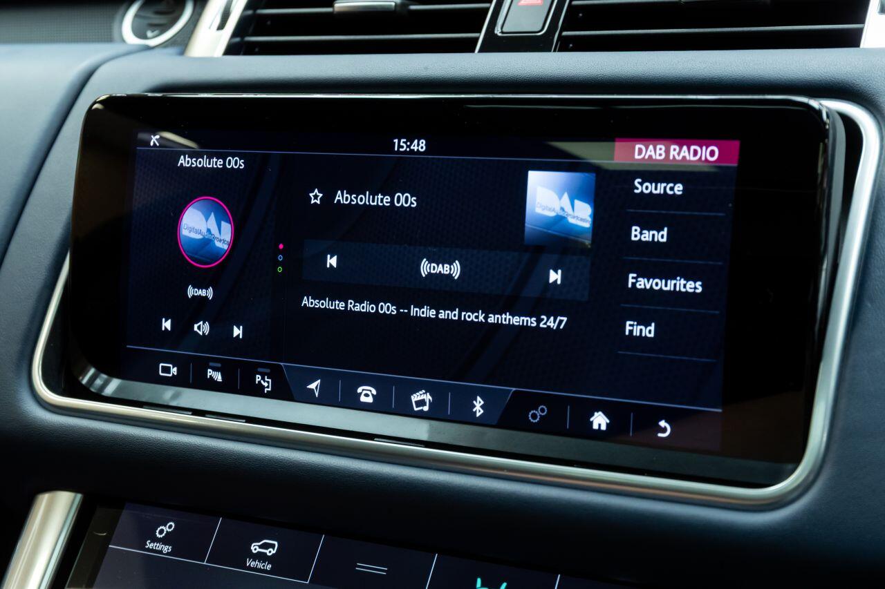 Land Rover Range Rover Sport view 32