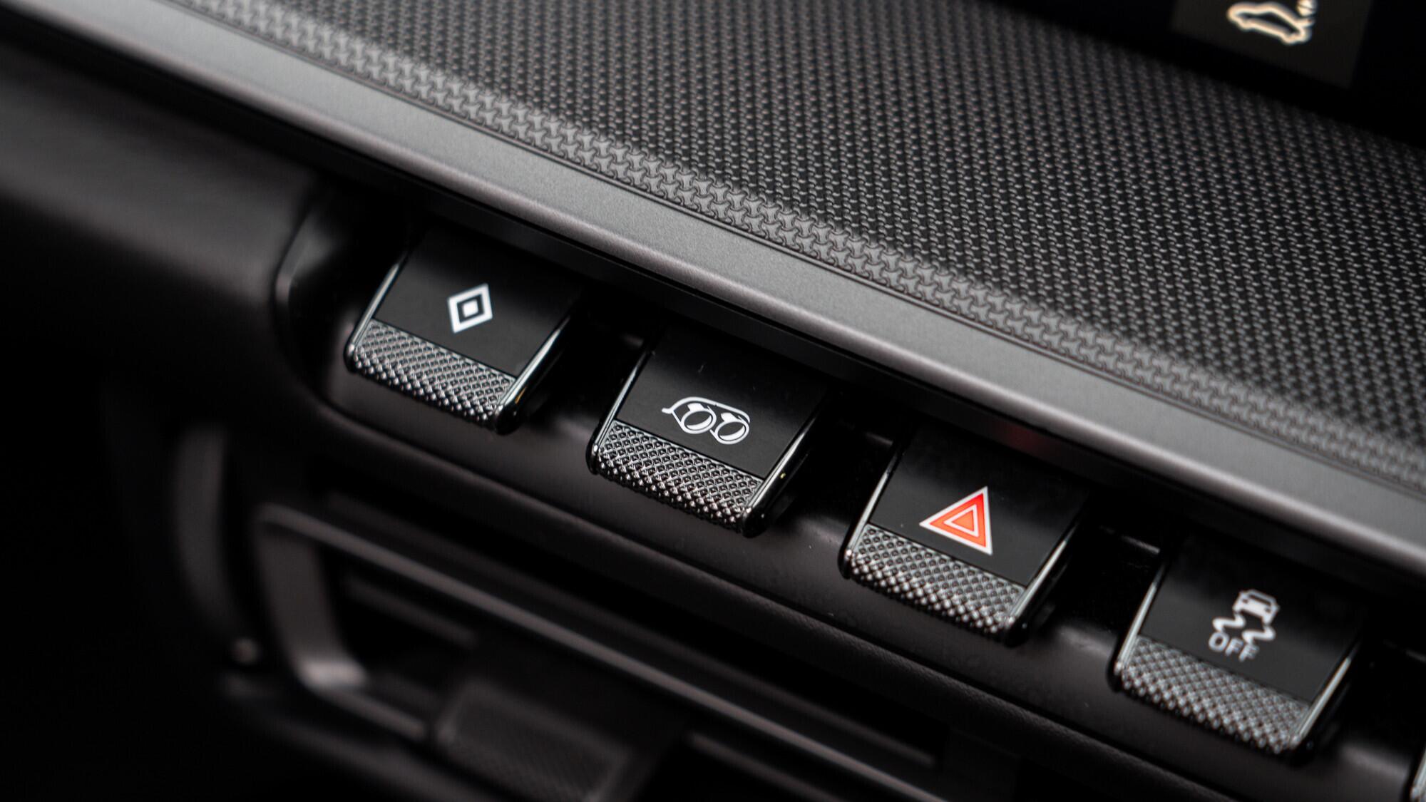 Porsche 911 view 43