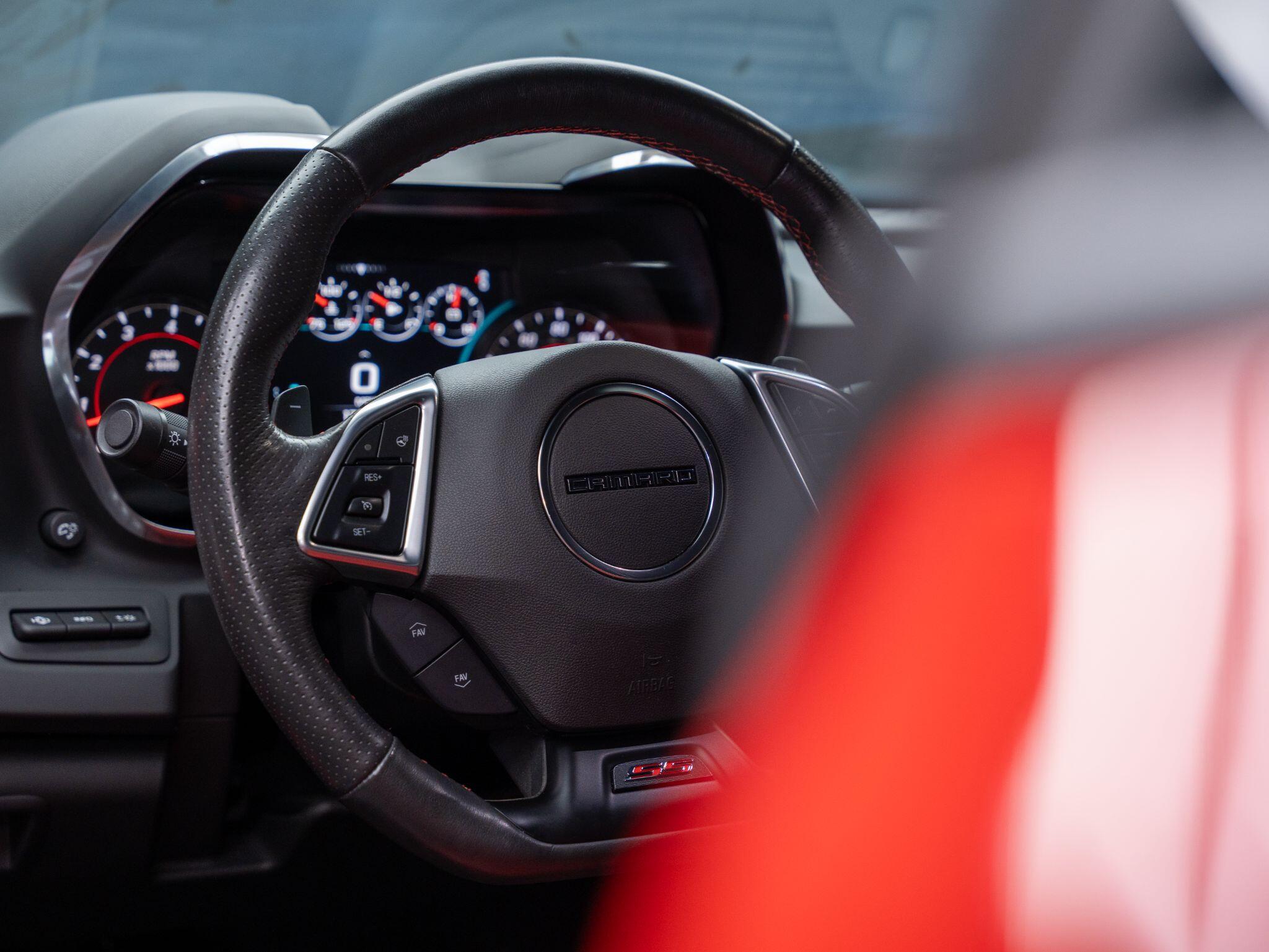 Chevrolet Camaro view 41