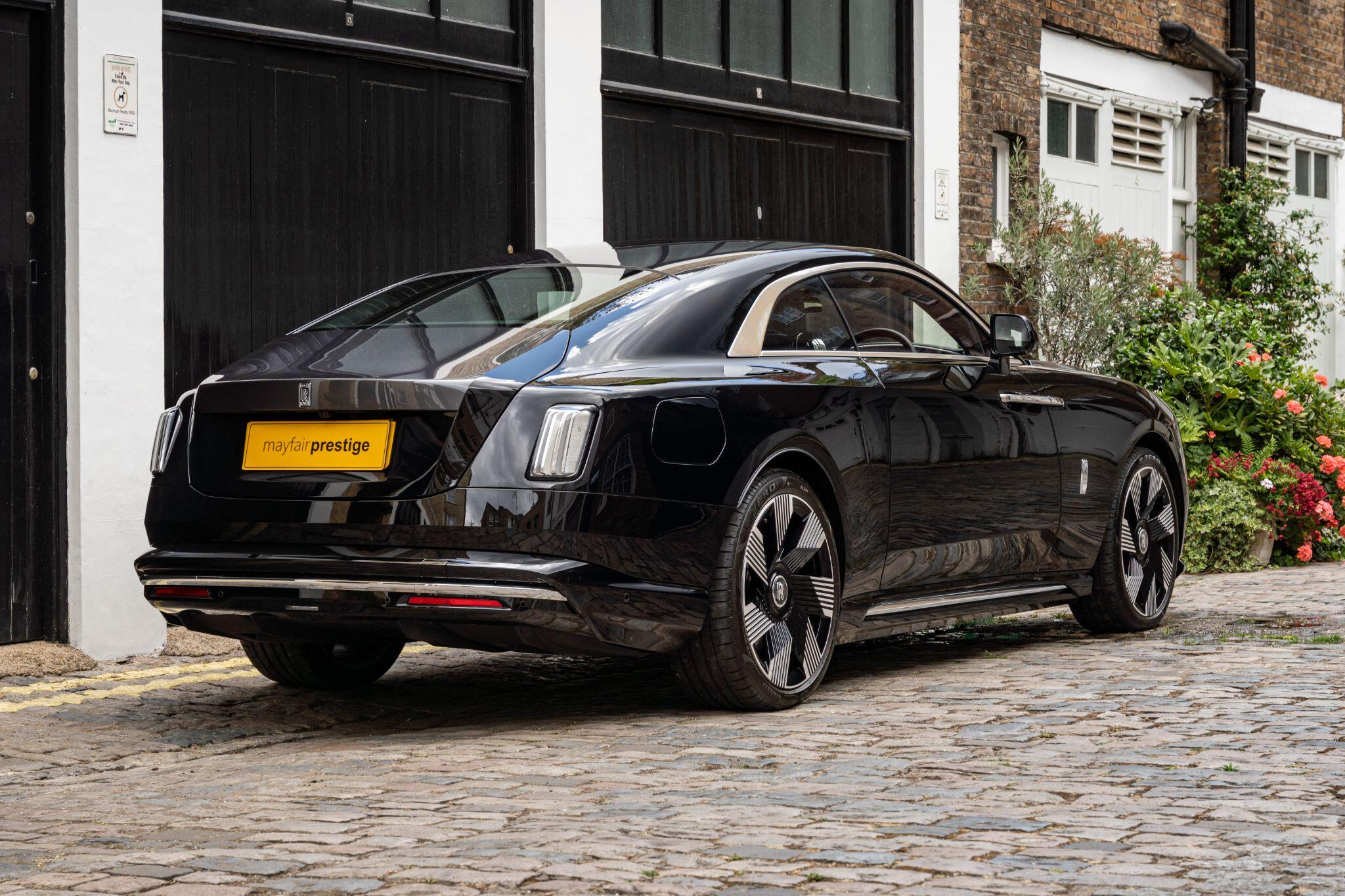 Rolls-Royce Spectre view 24