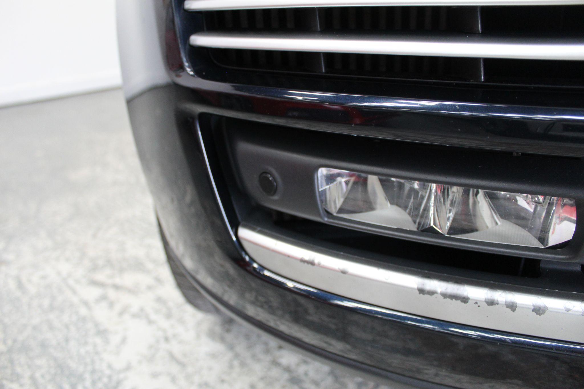 Land Rover Range Rover view 19