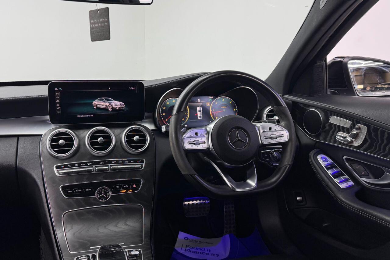 Mercedes-Benz C-Class view 51