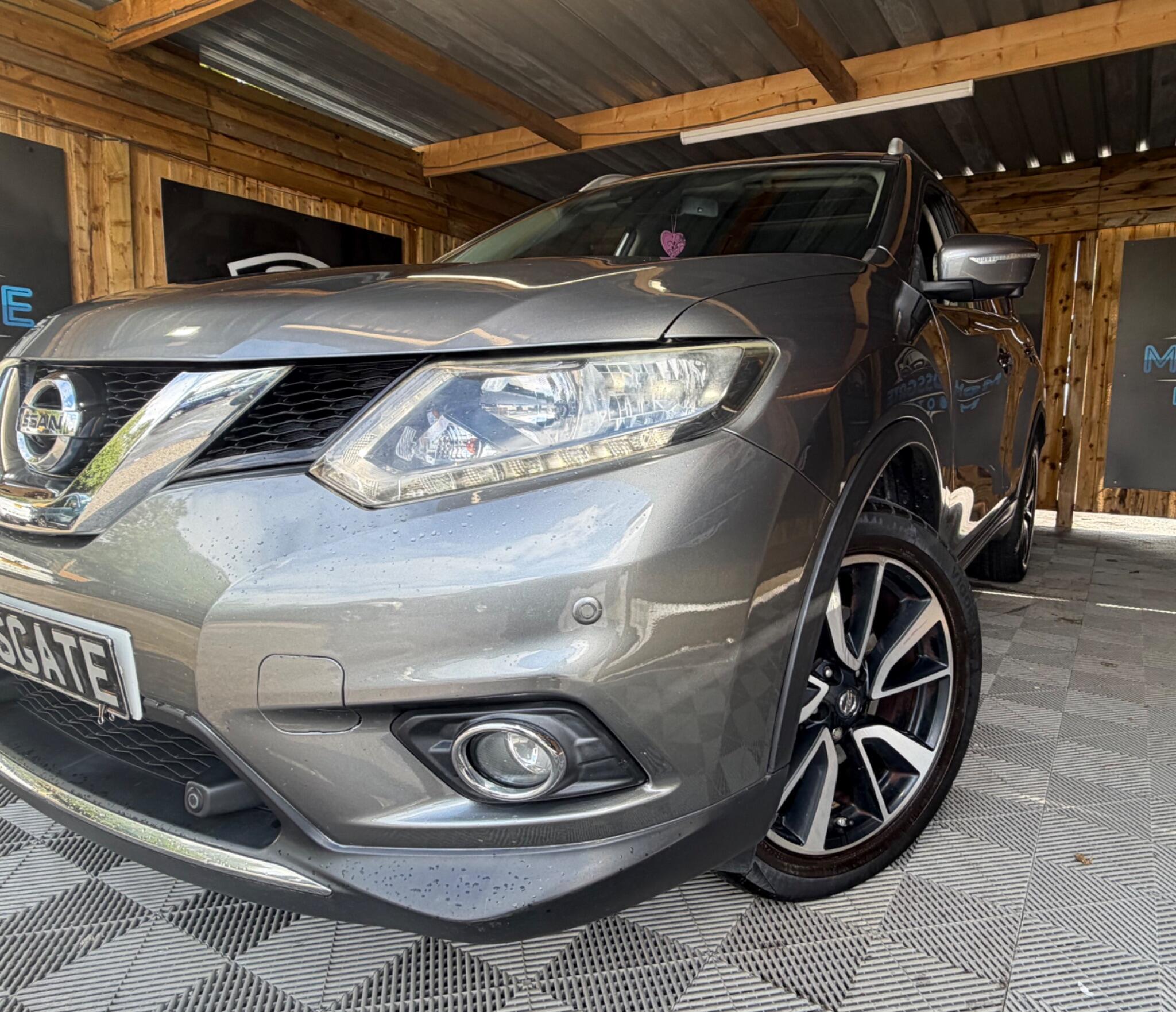 Nissan X-Trail view 6