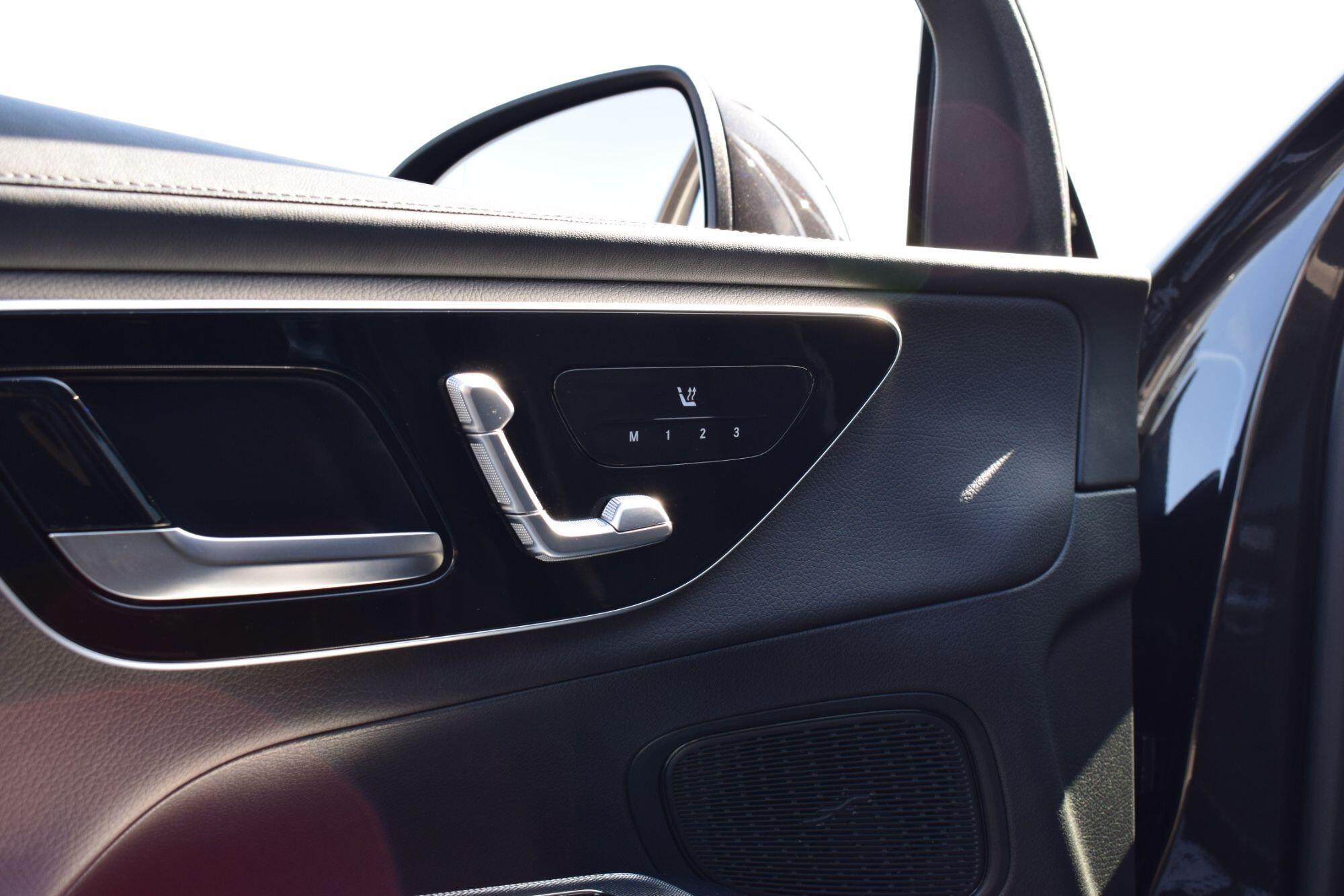 Mercedes-Benz GLC view 33