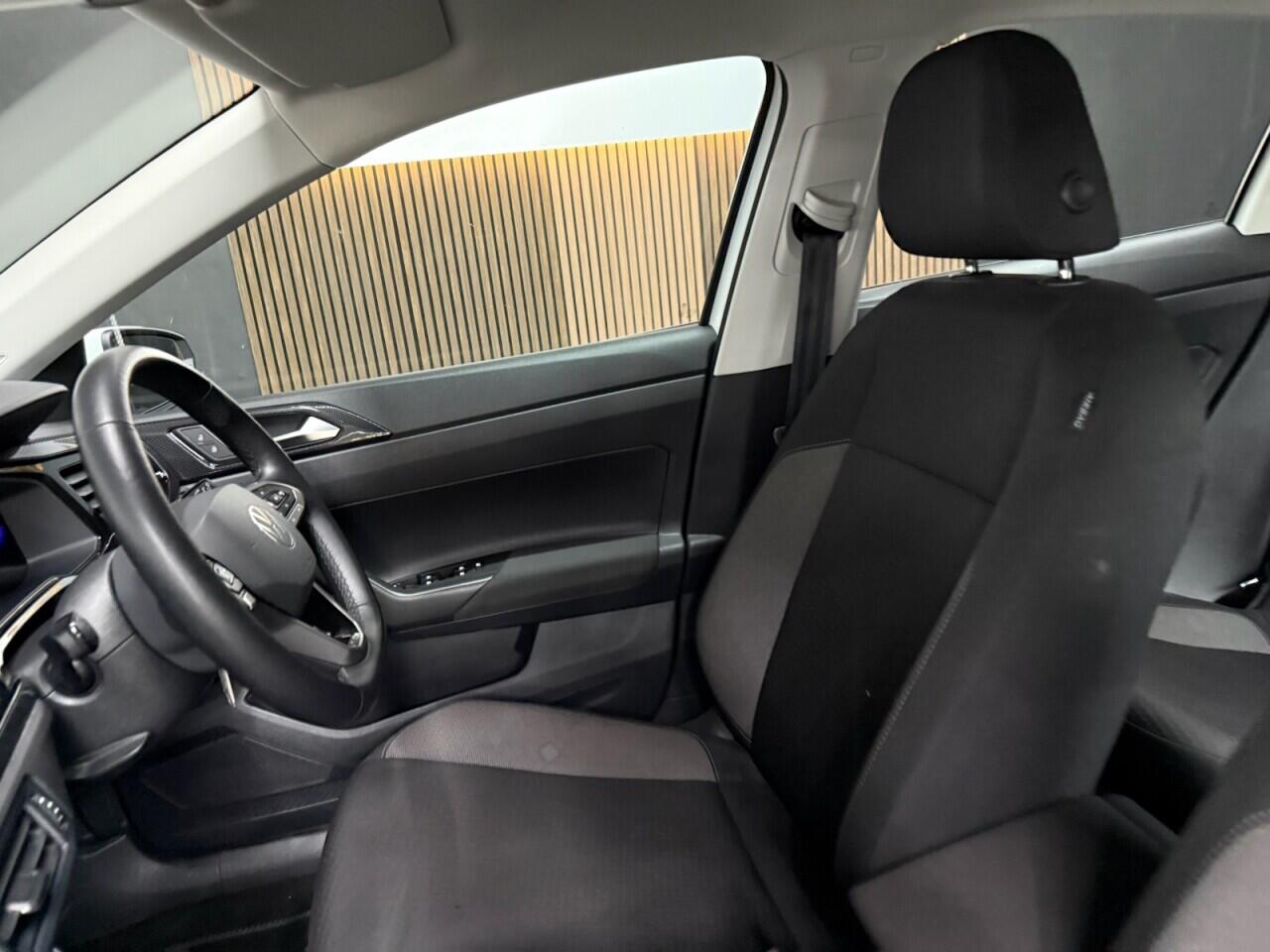 Volkswagen Polo view 29