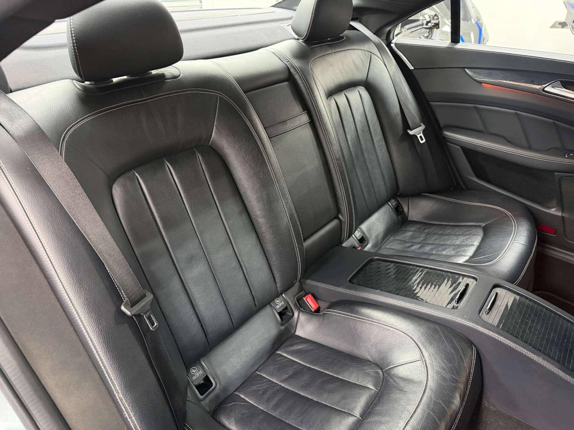 Mercedes-Benz CLS view 37