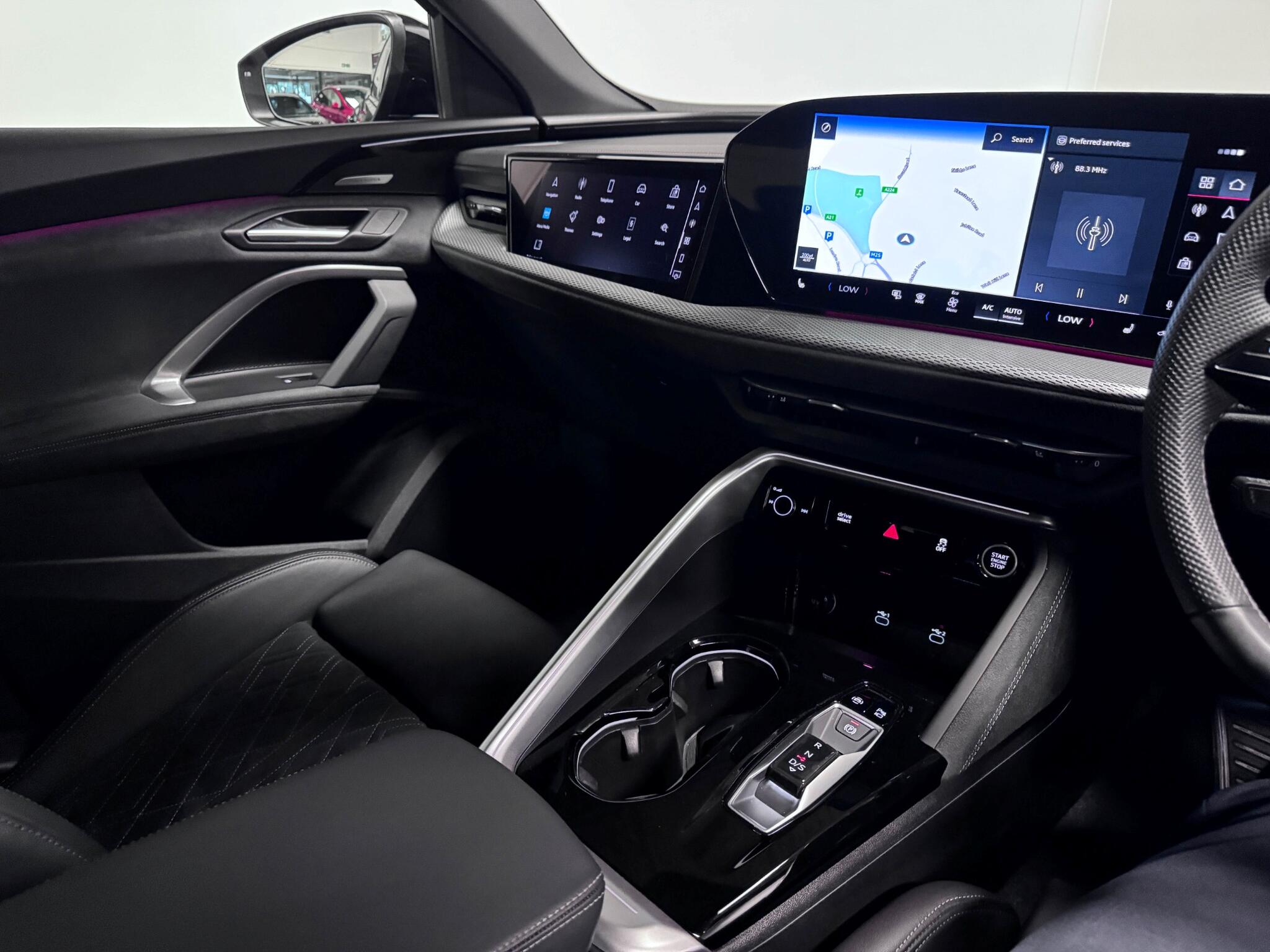Audi Q5 view 42