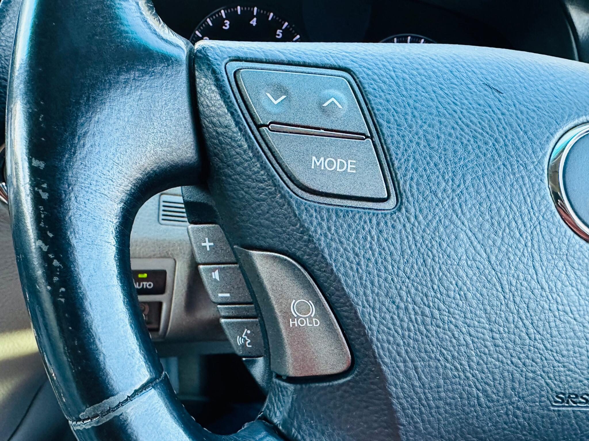 Lexus LS view 30