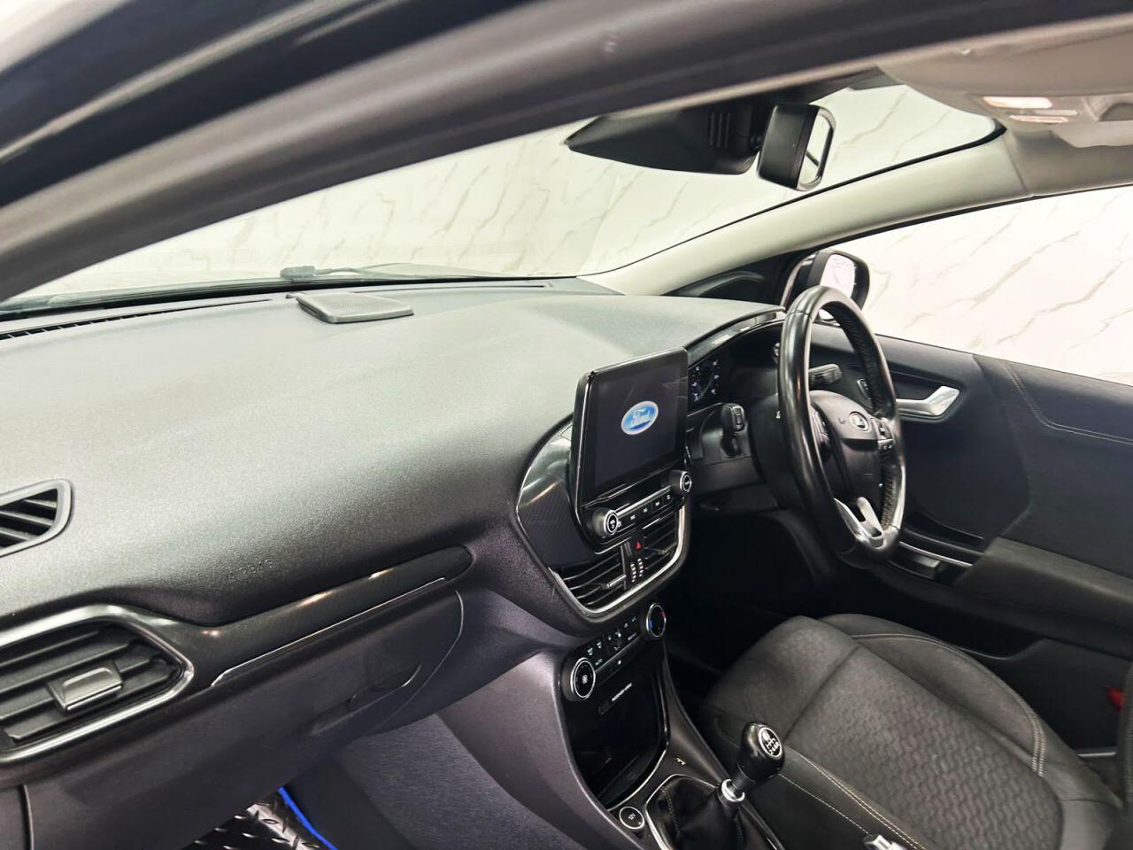 Ford Puma view 13