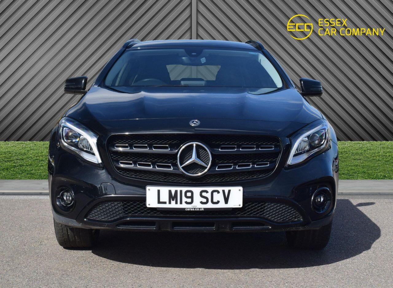 Mercedes-Benz Gla view 10