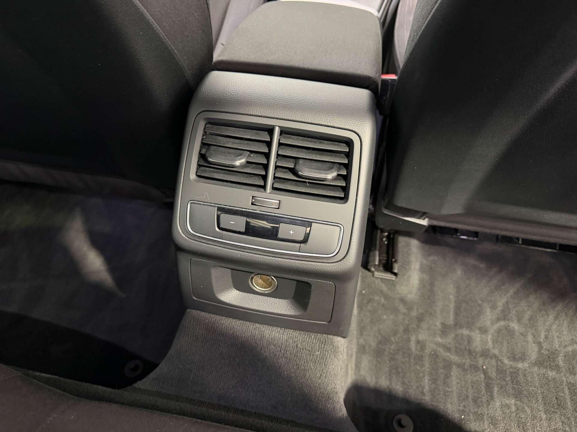 Audi A4 view 57