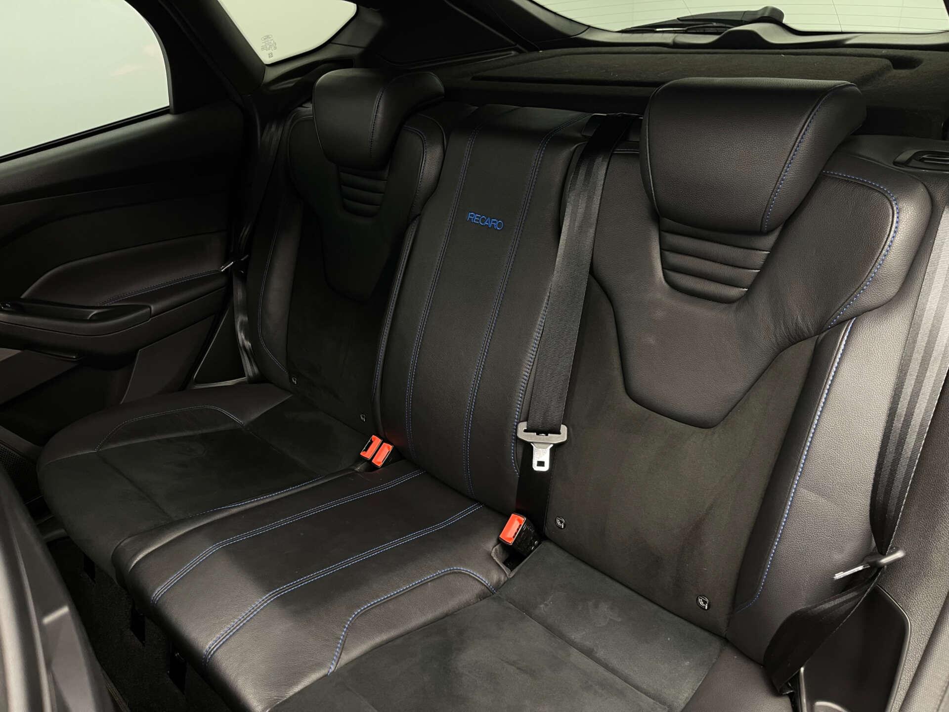 Ford Focus view 44
