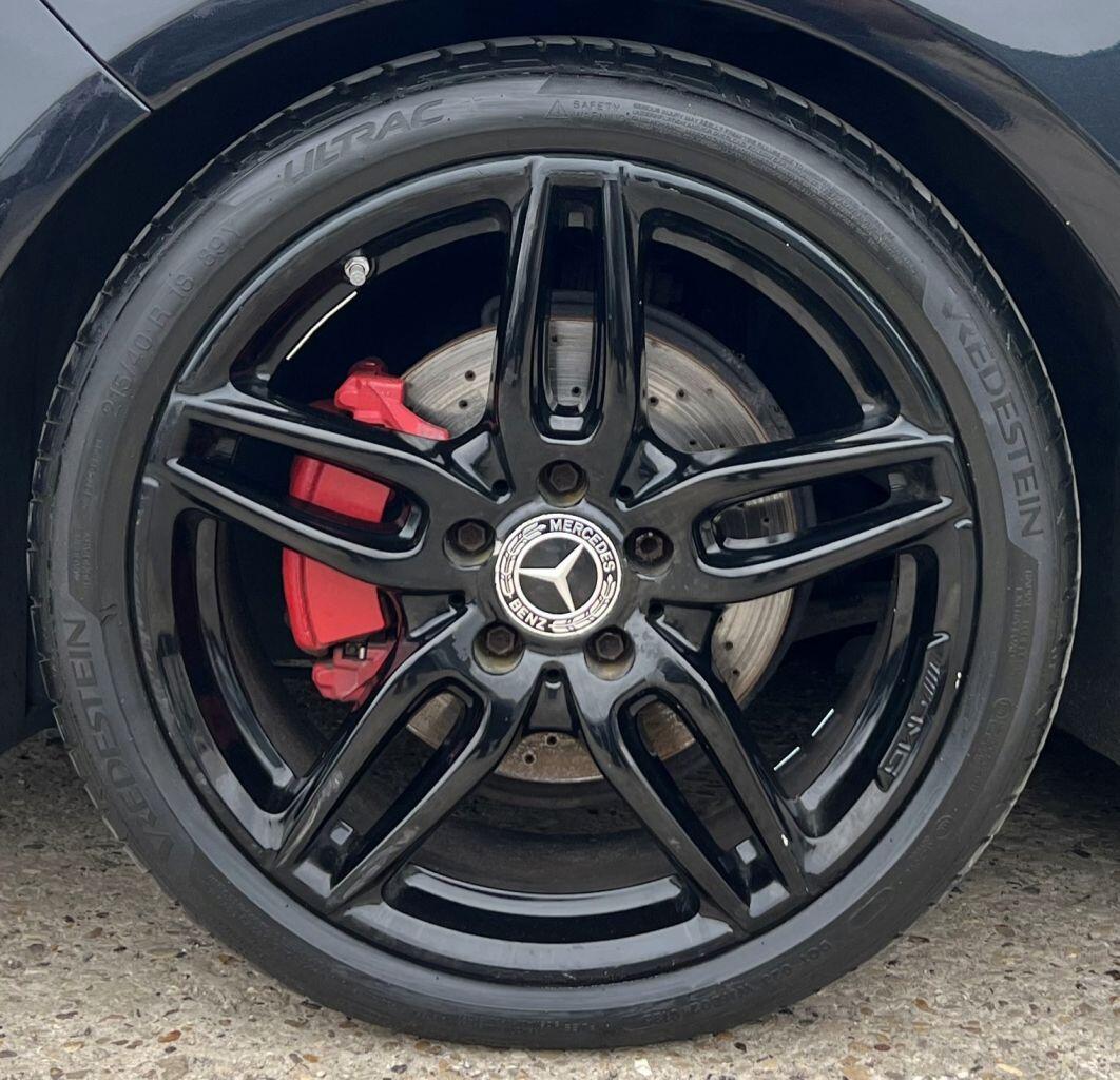 Mercedes-Benz Cla view 12