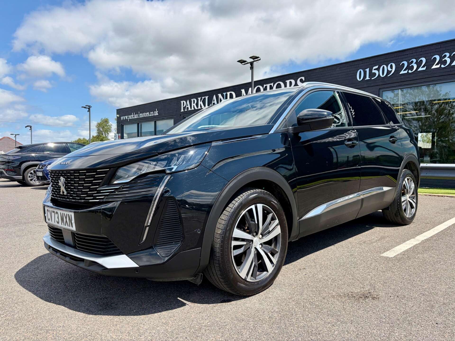 Peugeot 5008 view 4