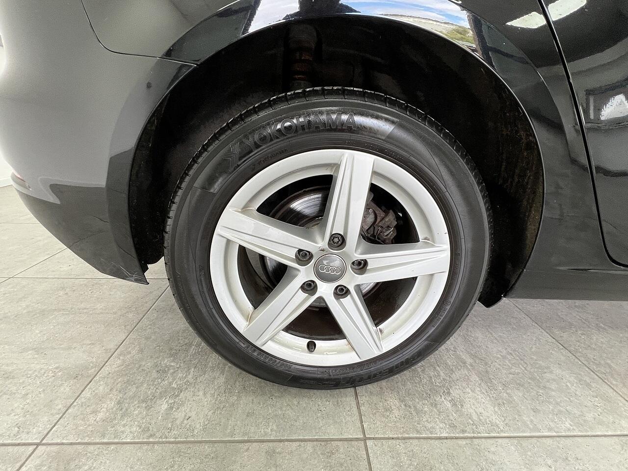 Audi A3 view 21