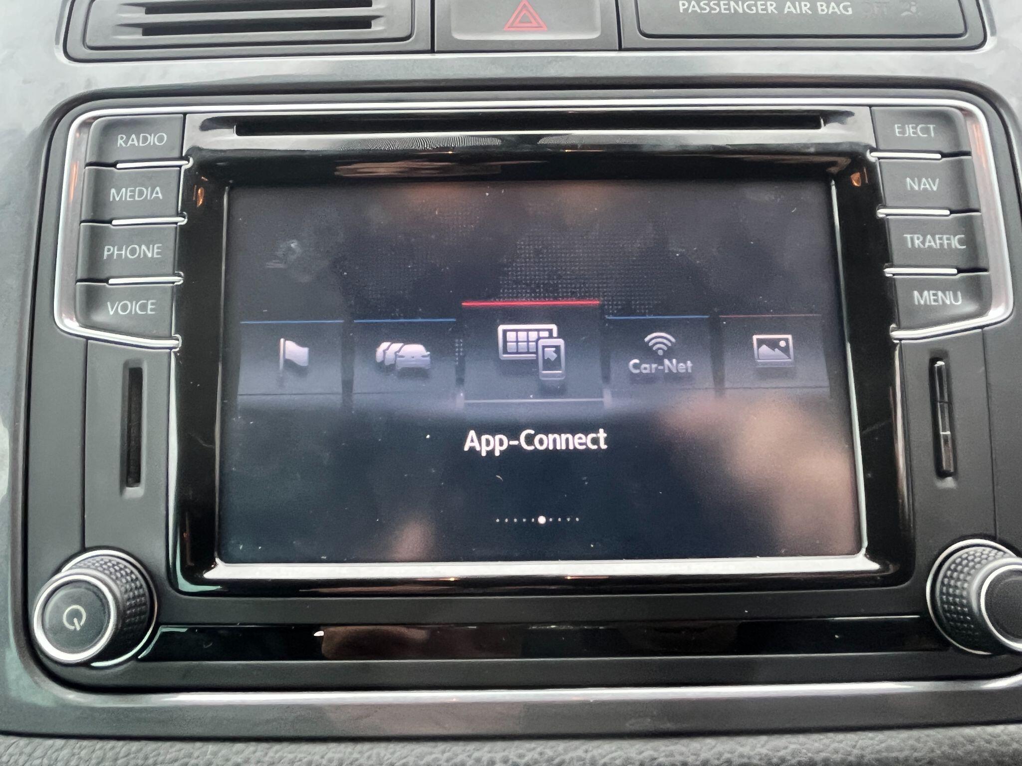Volkswagen Tiguan view 21