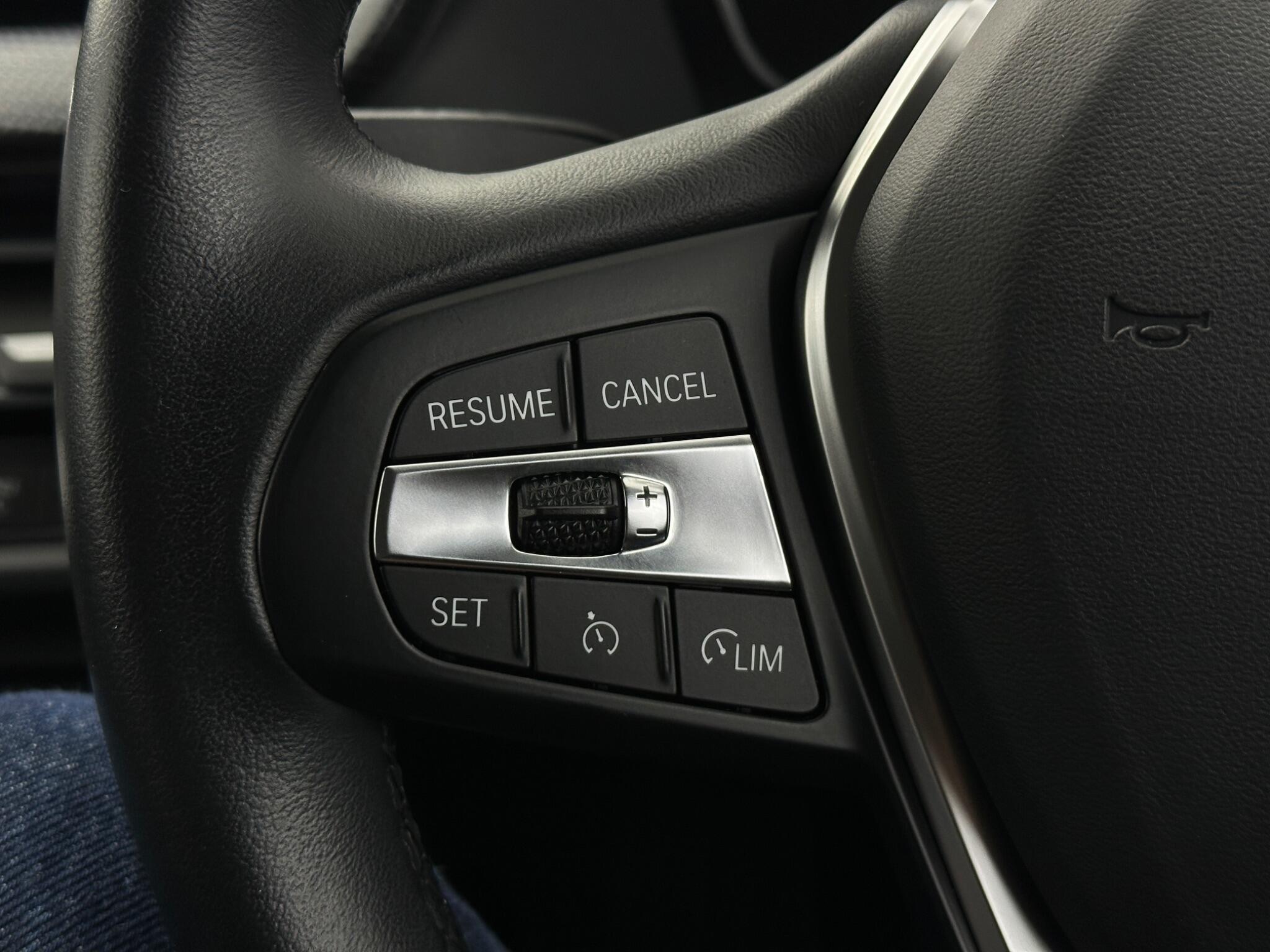 BMW 1 Series view 15