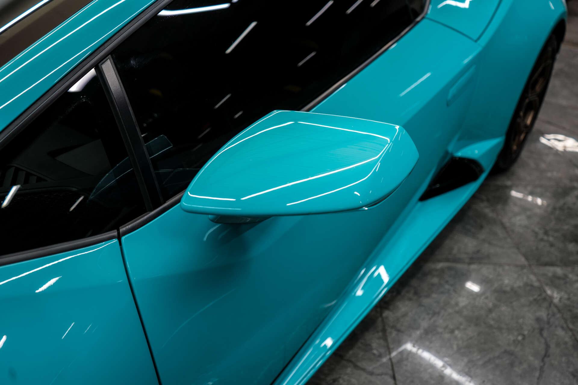 Lamborghini Huracan view 15