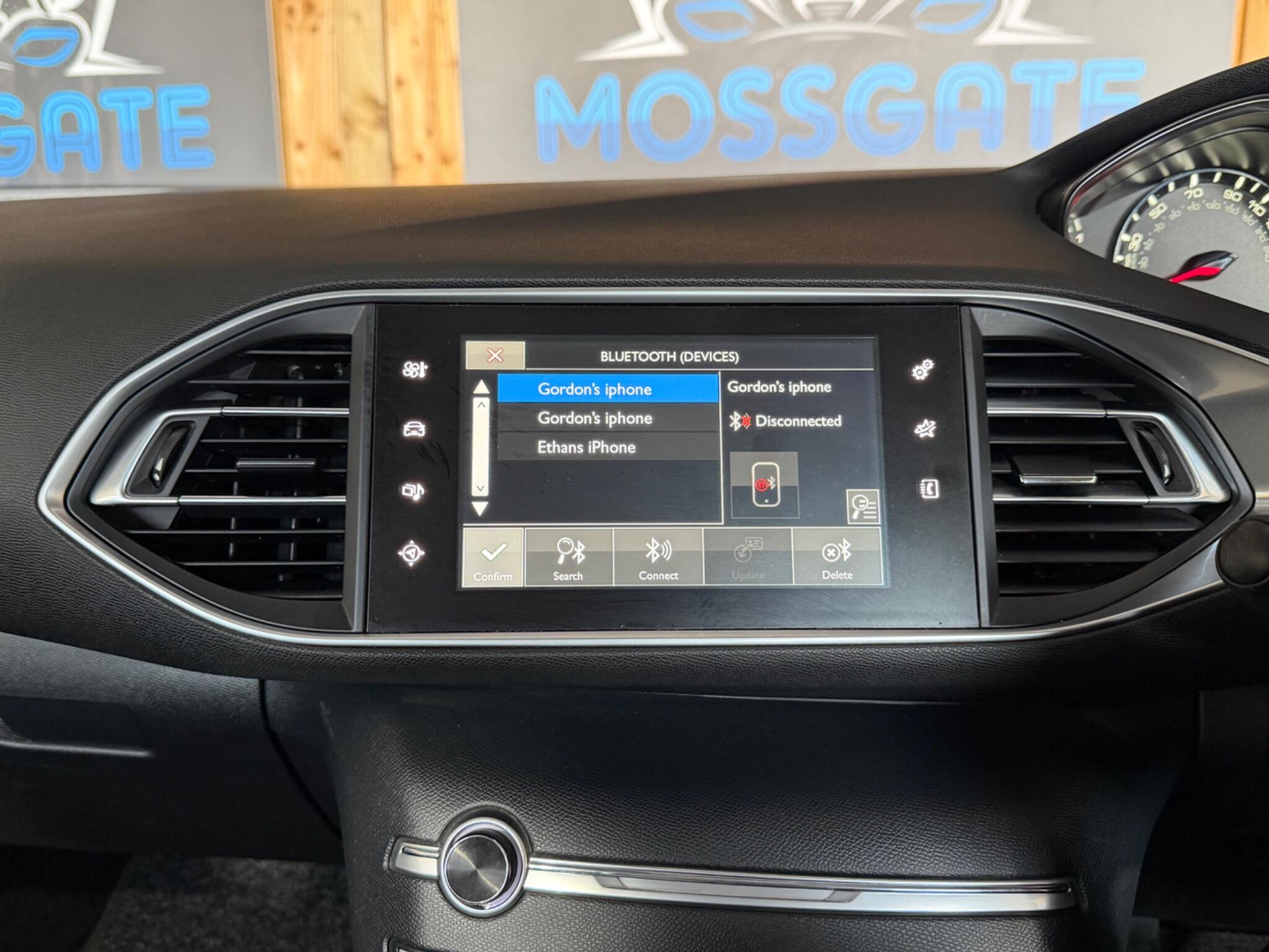 Peugeot 308 SW view 22
