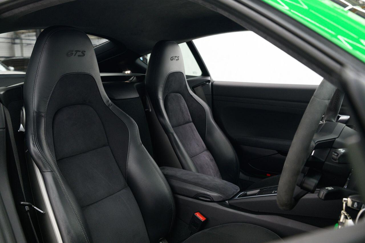 Porsche Cayman view 22