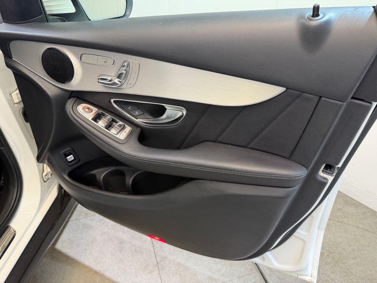 Mercedes-Benz GLC view 50