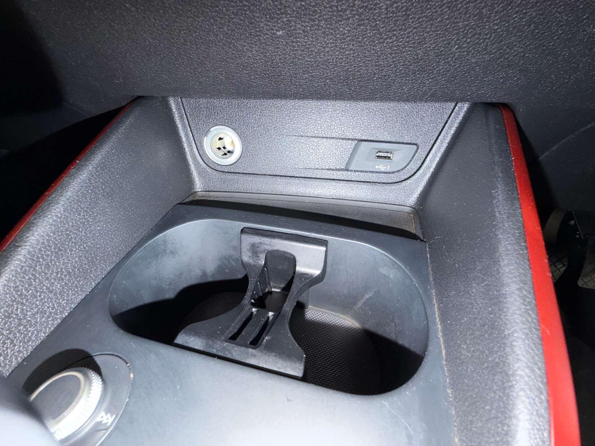 Audi Q2 view 35