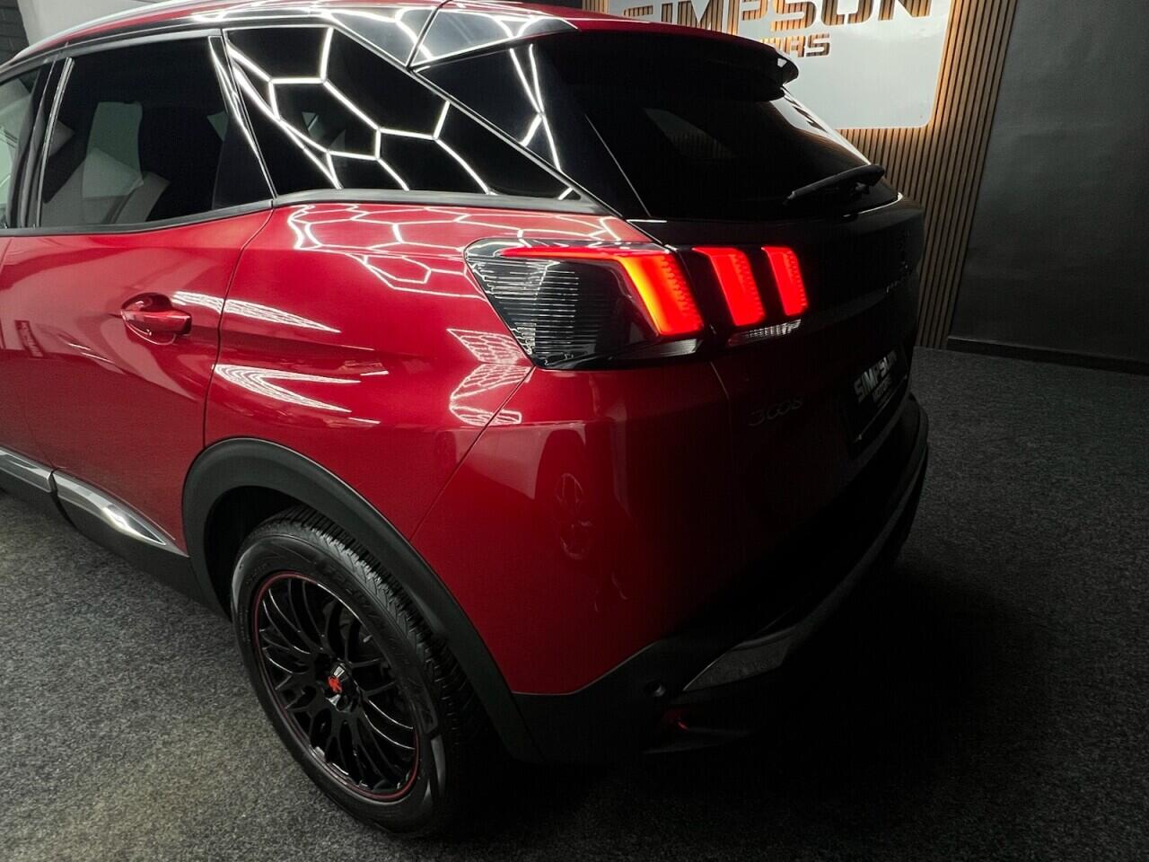 Peugeot 3008 view 8