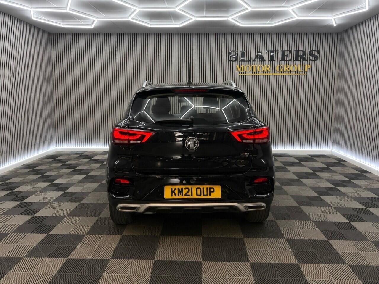 MG ZS view 31