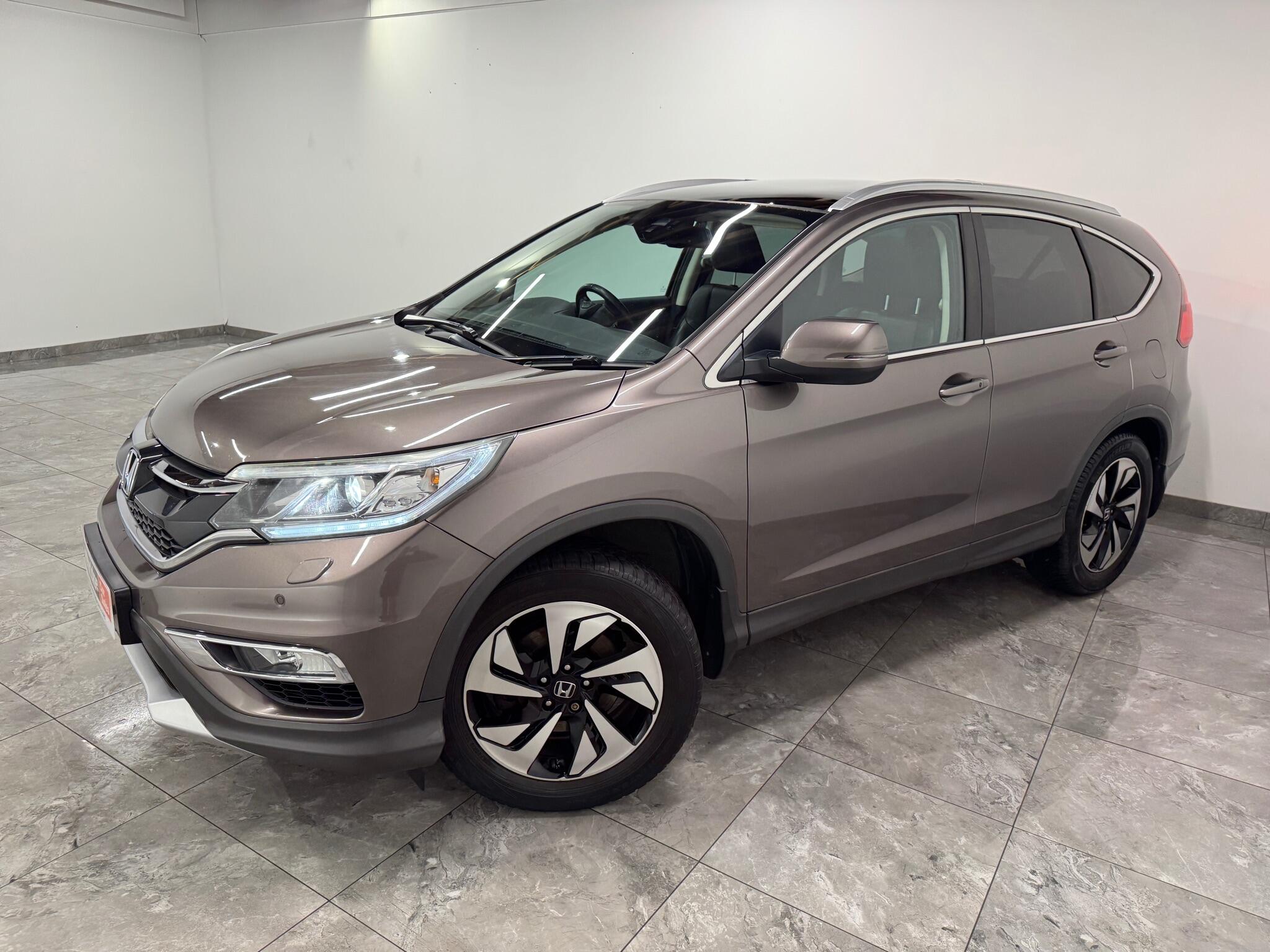 Honda CR-V view 3