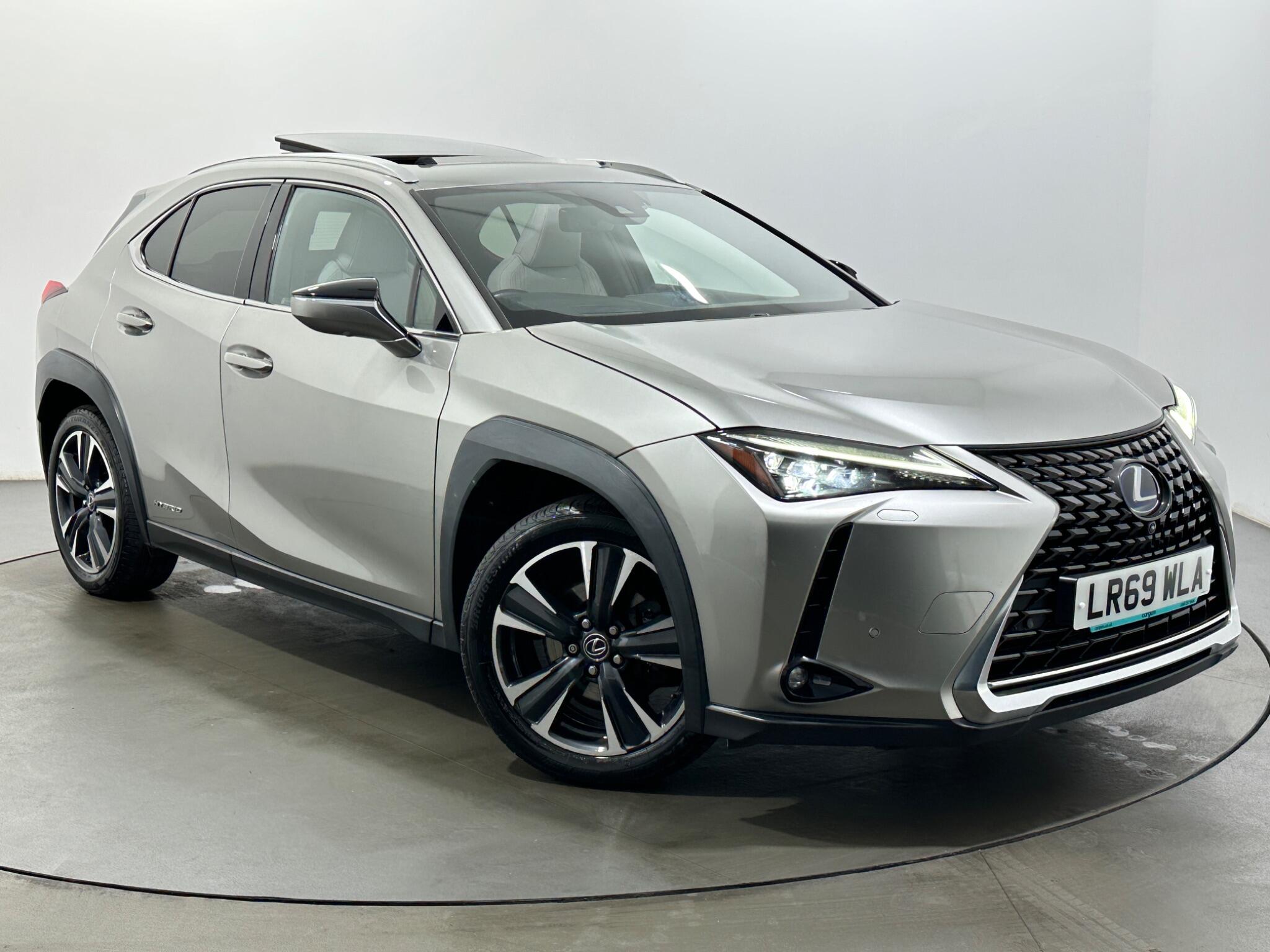 Lexus UX view 56