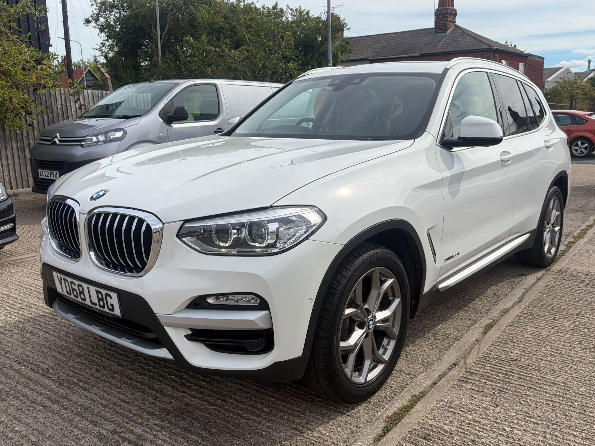 BMW X3 view 7