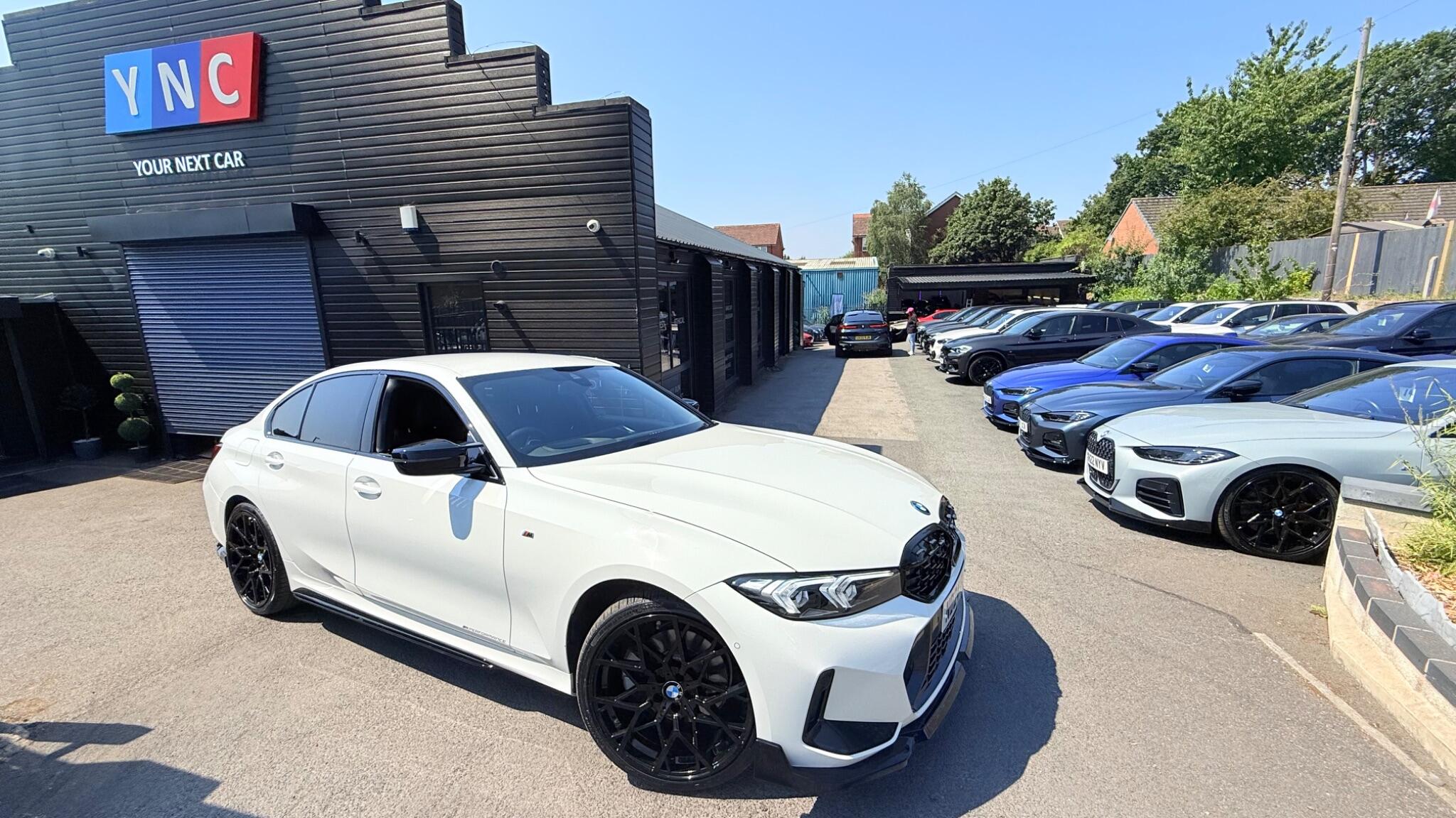 BMW 3 Series view 6