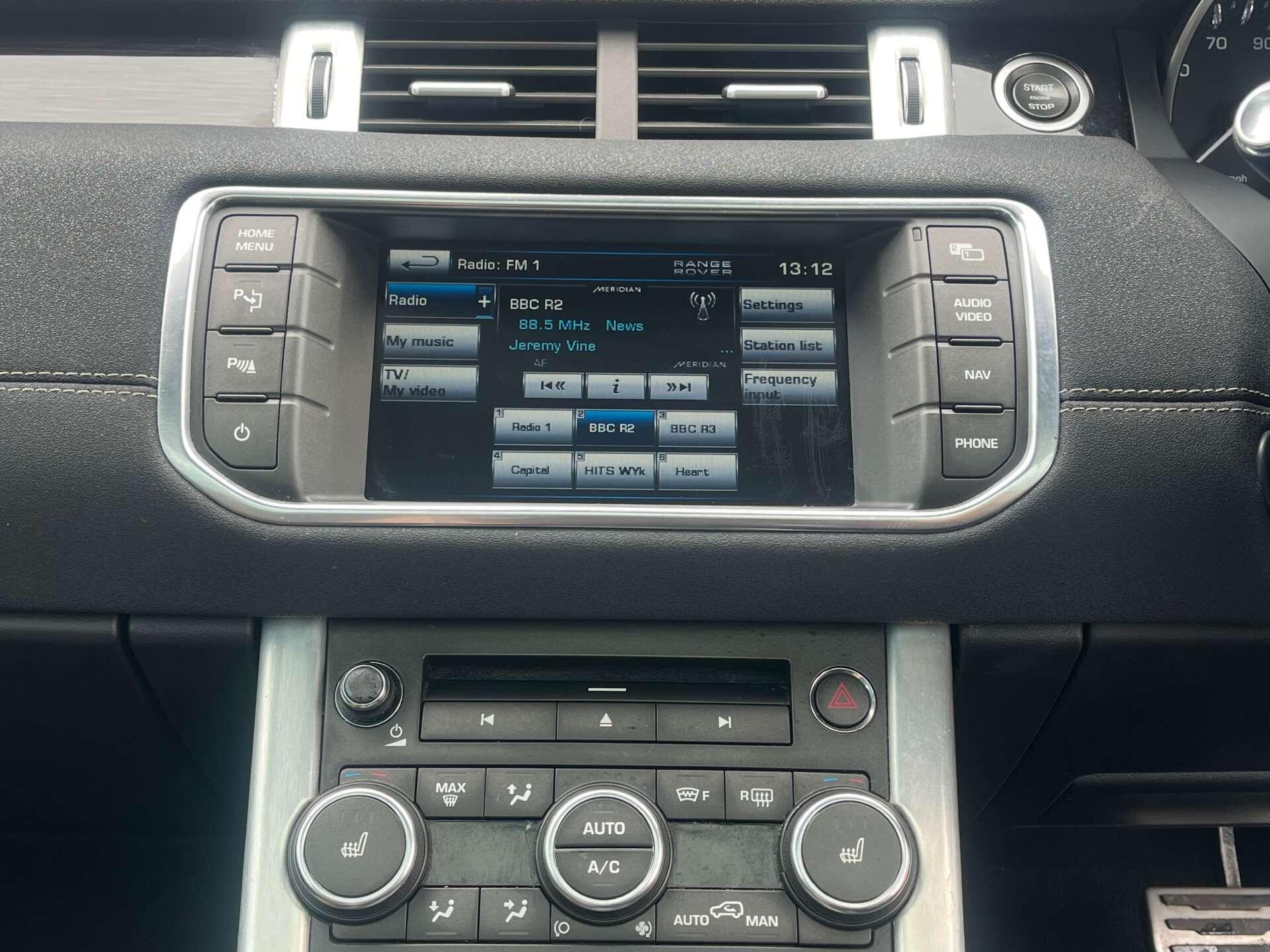Land Rover Range Rover Evoque view 20