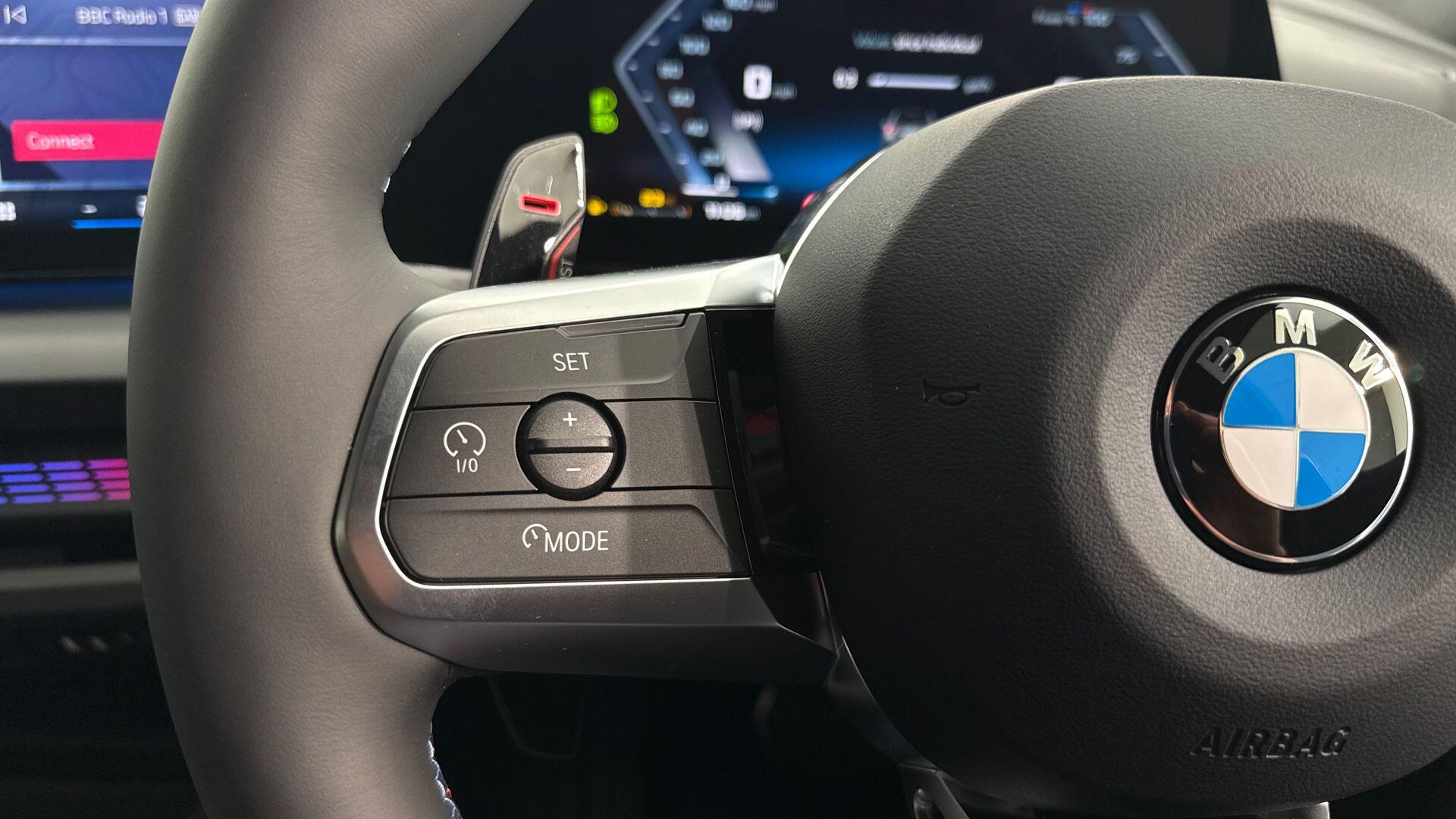 BMW 1 Series view 17