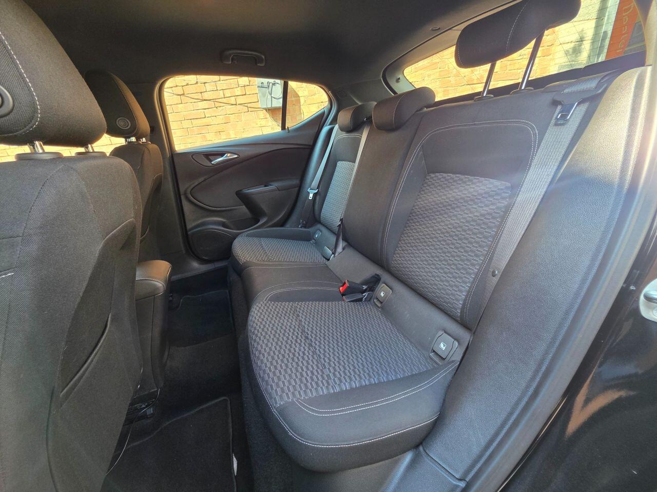 Vauxhall Astra view 52