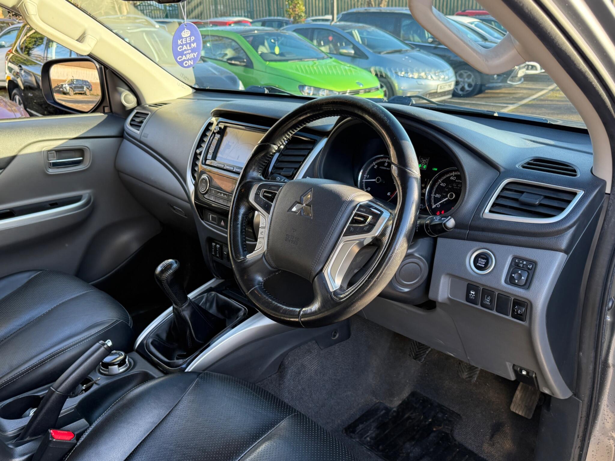 Mitsubishi L200 - Image 36