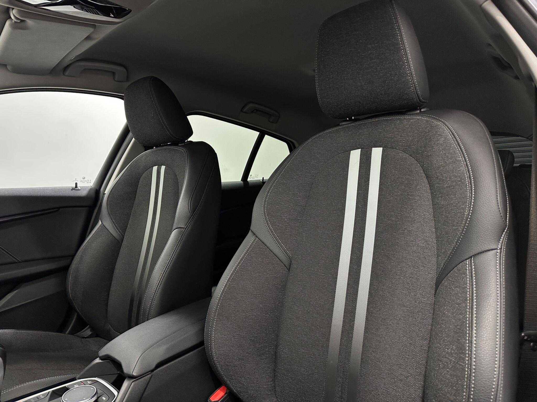 BMW 1 Series view 36