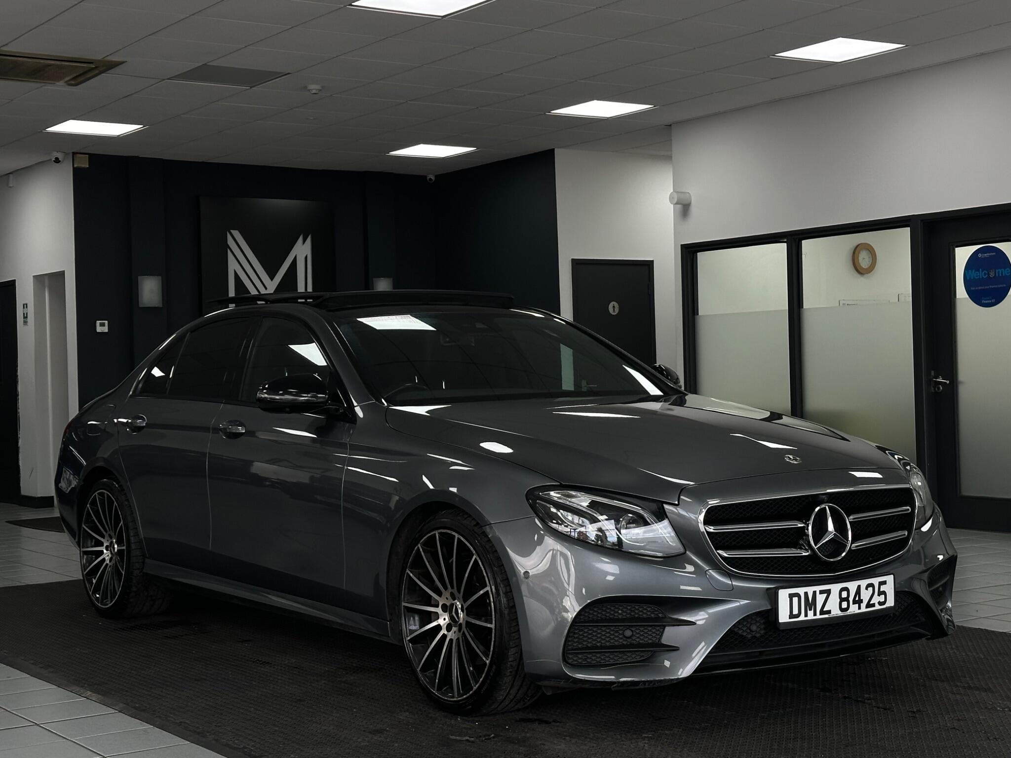 Mercedes-Benz E Class view 3