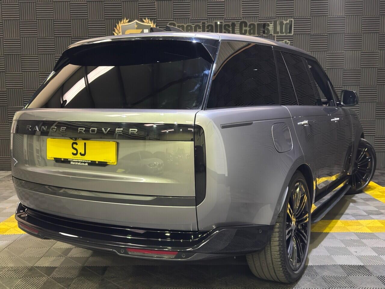 Land Rover Range Rover view 29