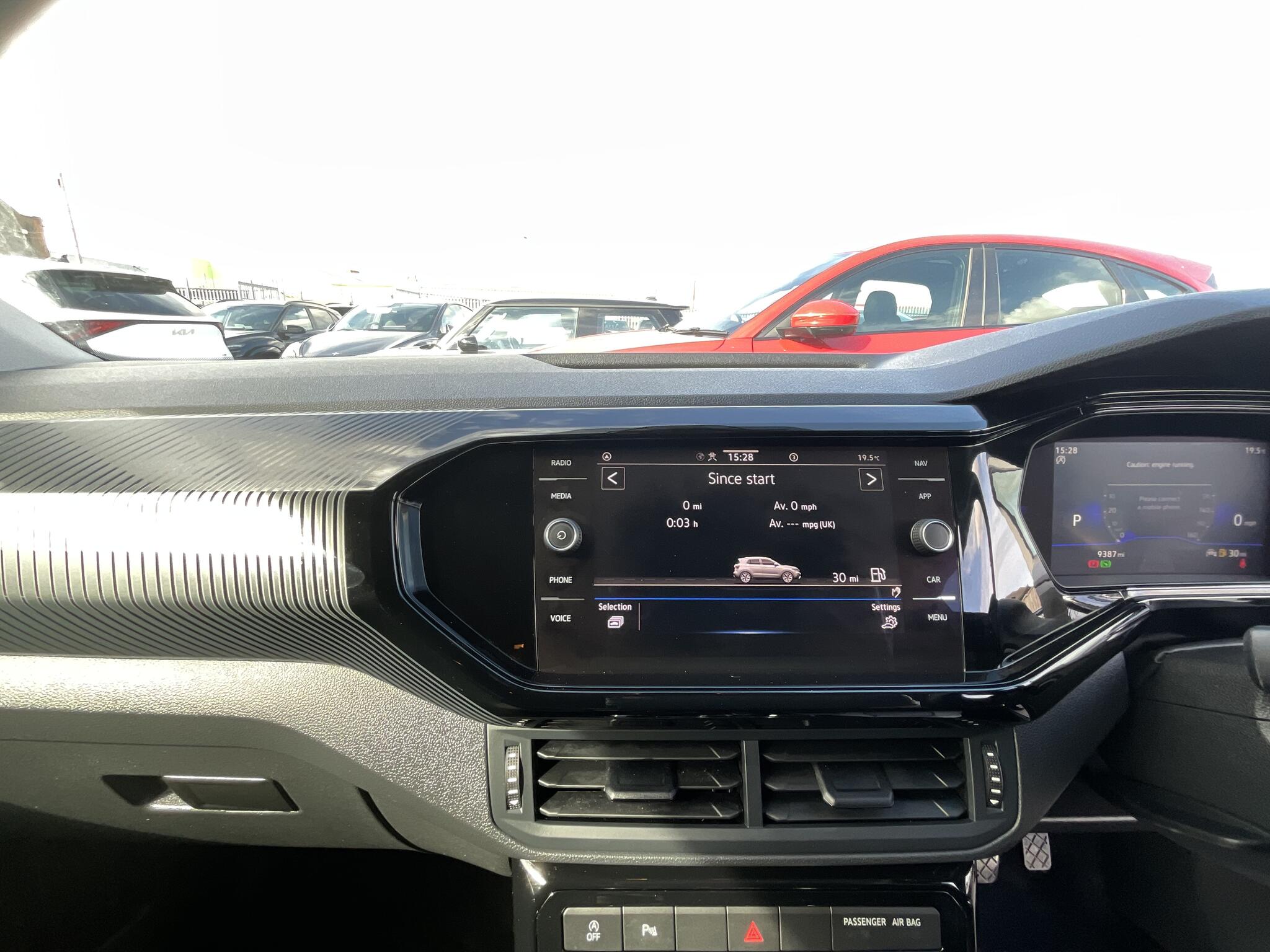 Volkswagen T-Cross view 27