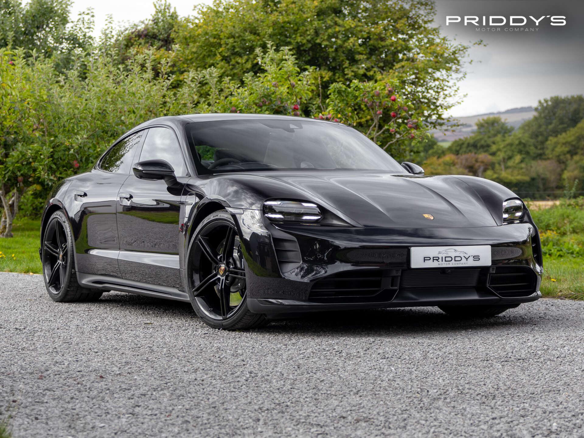 Porsche Taycan view 41